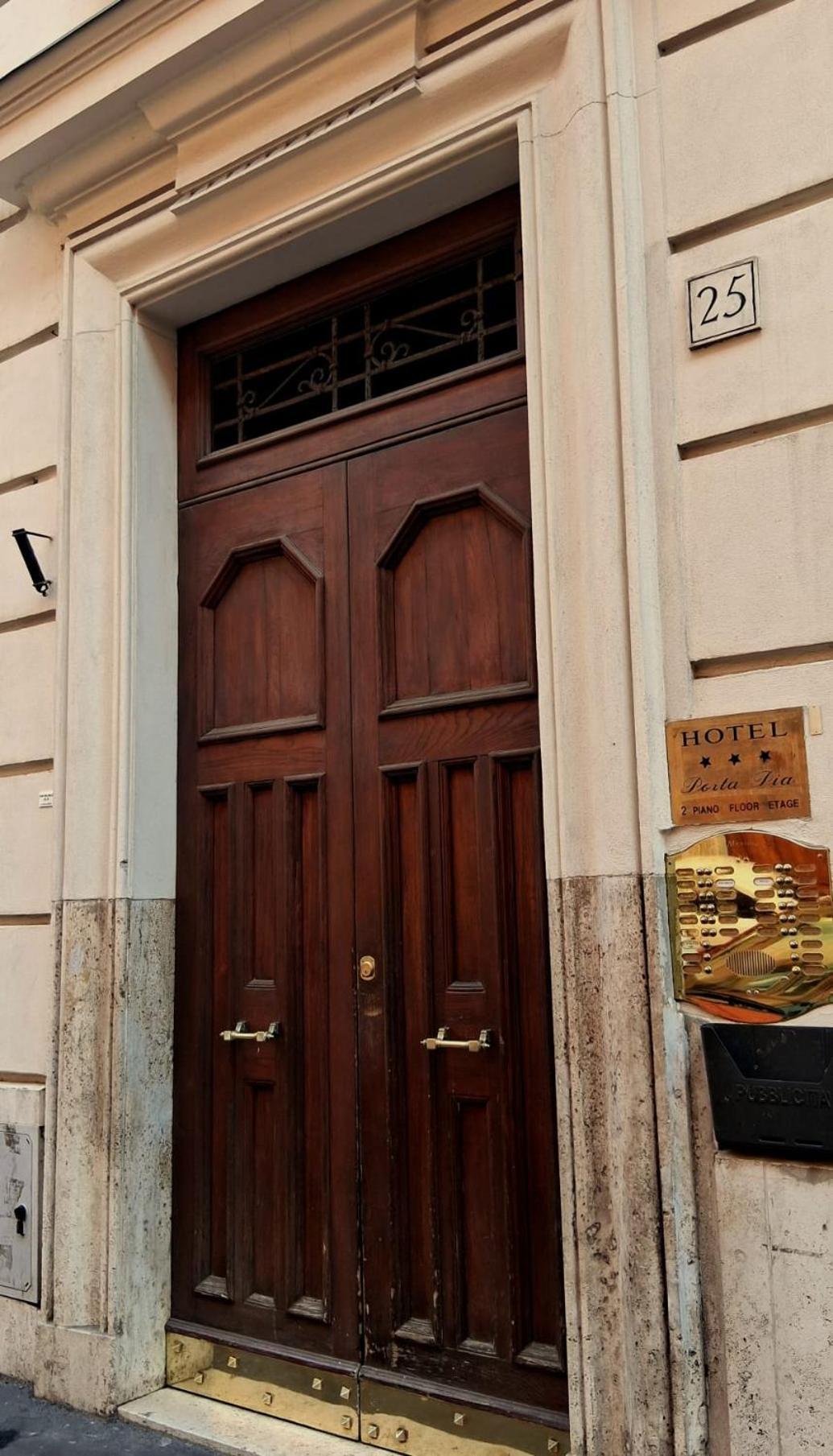 Porta Pia Roma